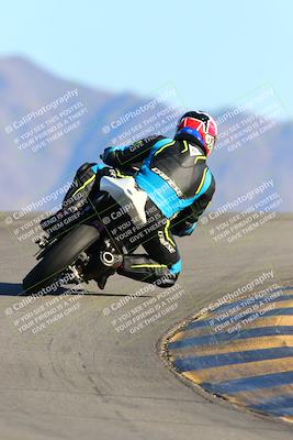 media/Jan-09-2022-SoCal Trackdays (Sun) [[2b1fec8404]]/Turn 12 Backside (130pm)/